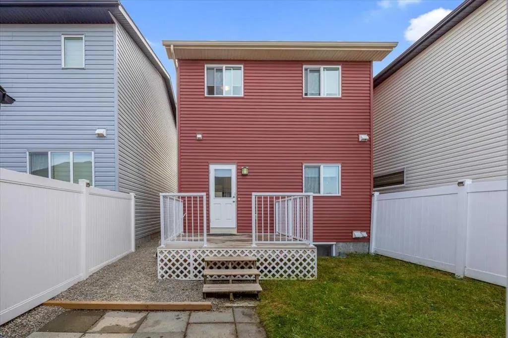 78 Walcrest Way SE