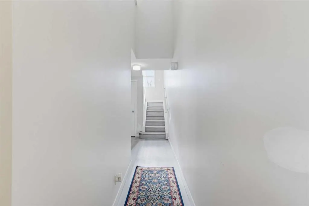 48 Copperstone Cove SE