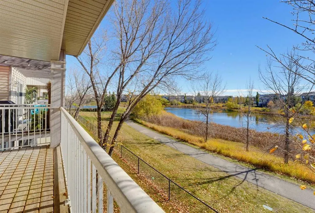 48 Copperstone Cove SE