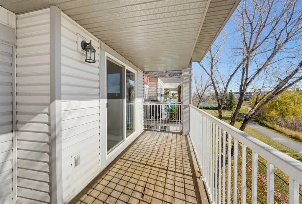 48 Copperstone Cove SE