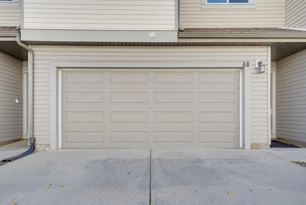 48 Copperstone Cove SE