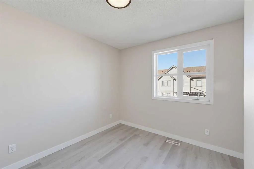 48 Copperstone Cove SE