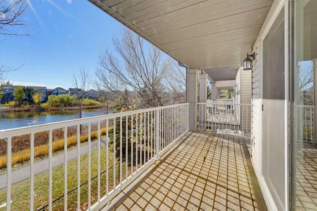 48 Copperstone Cove SE