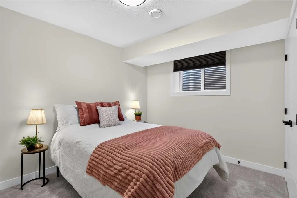 15 Coopersfield Link SW #1201