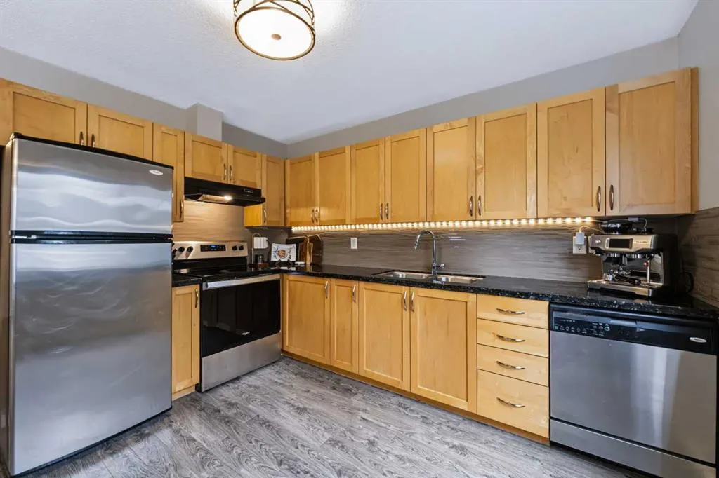 75 Cedarwood Lane SW
