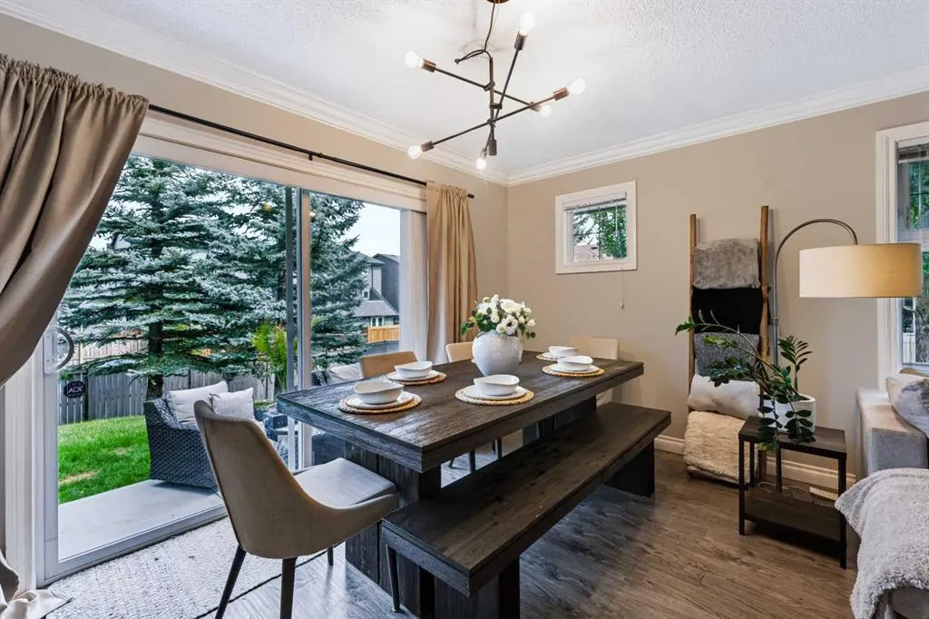 75 Cedarwood Lane SW