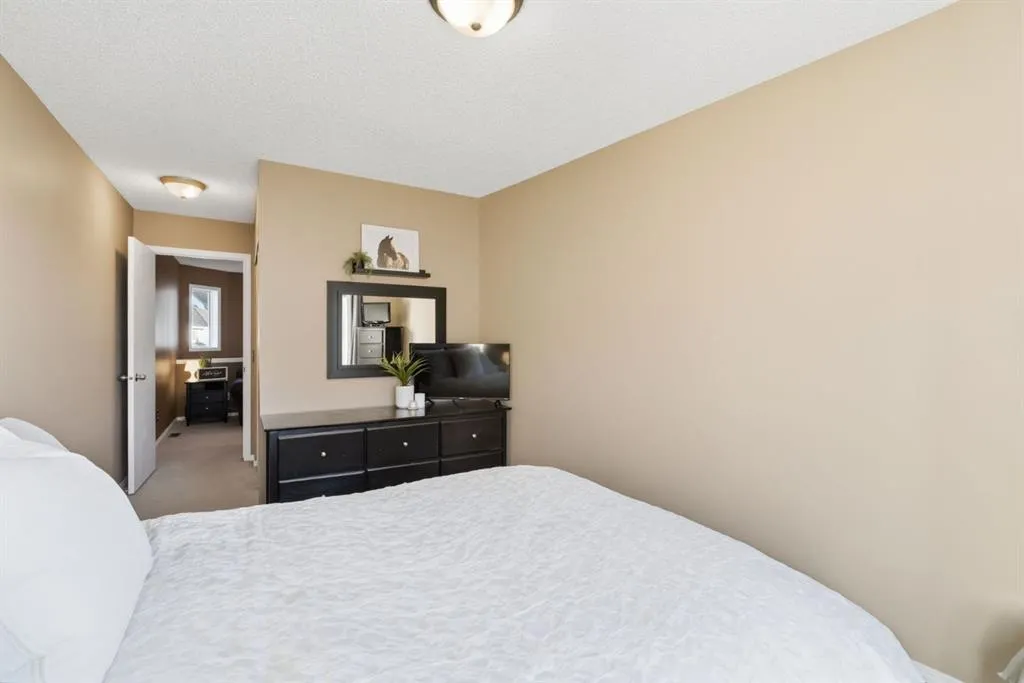 140 Promenade Way SE