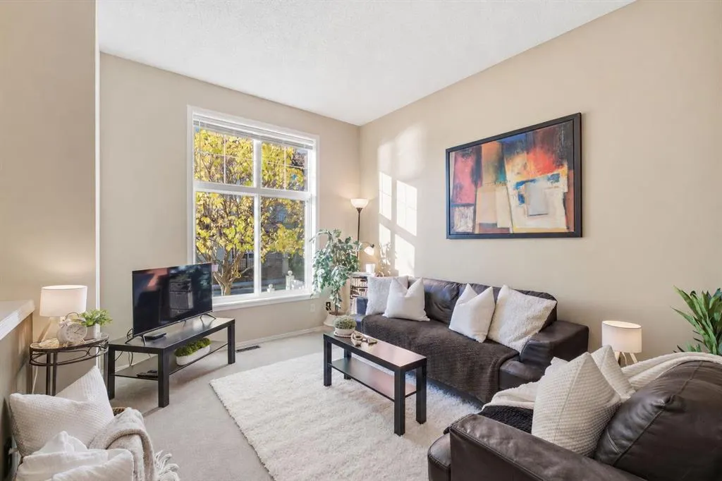 140 Promenade Way SE