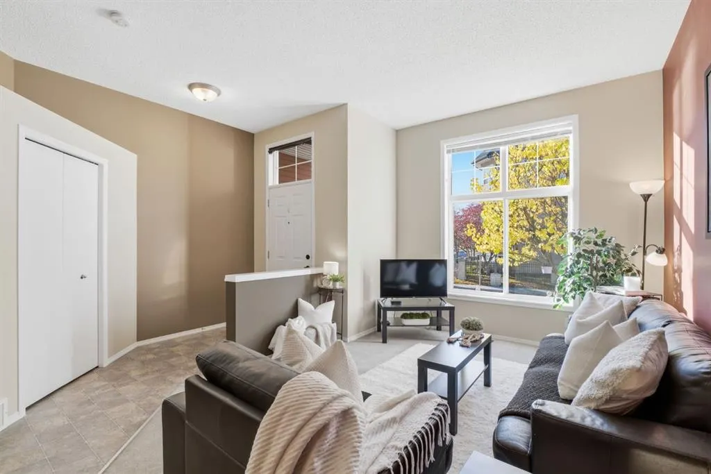 140 Promenade Way SE