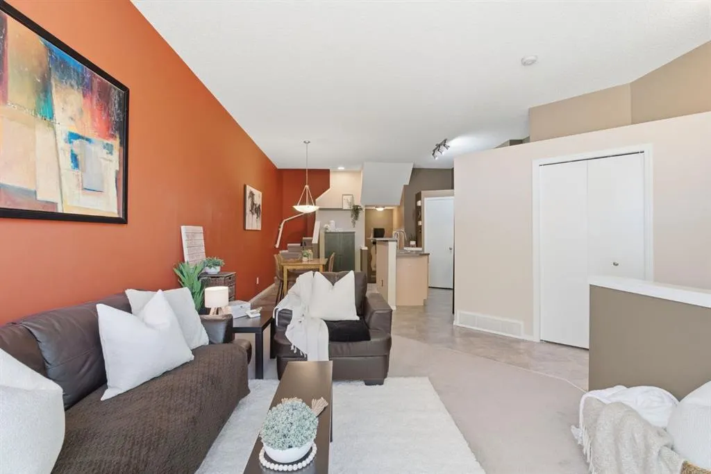 140 Promenade Way SE
