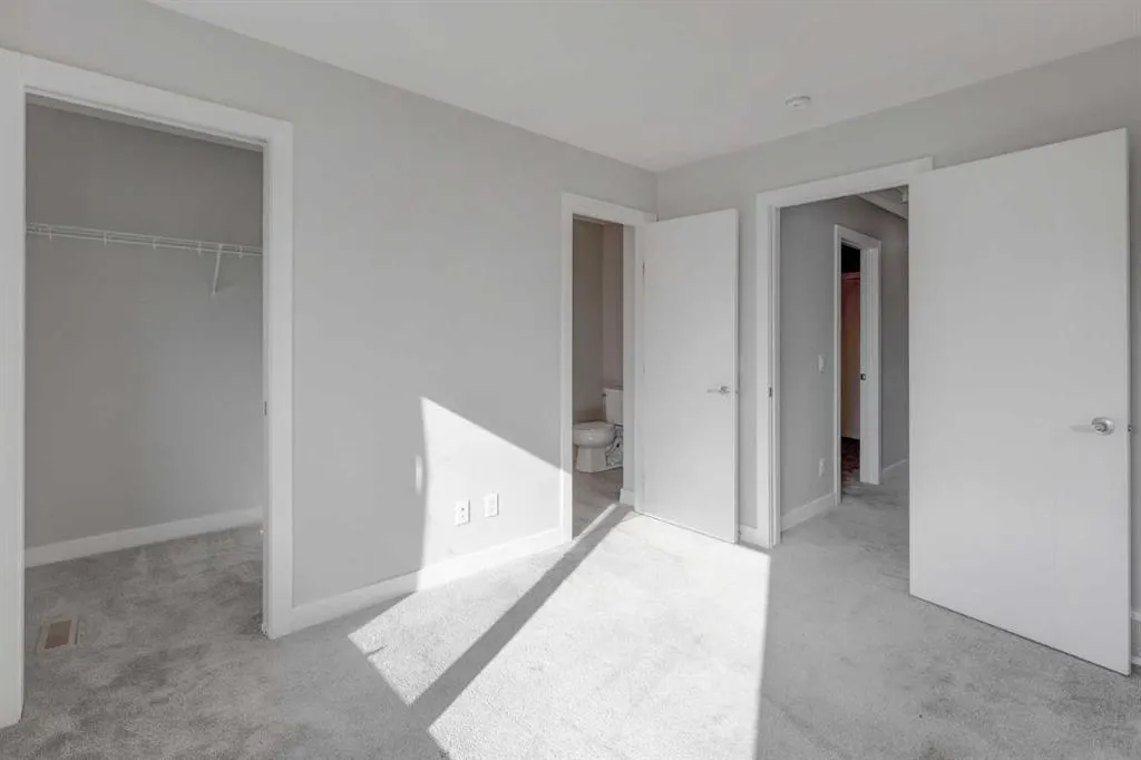 18 Homestead Boulevard NE