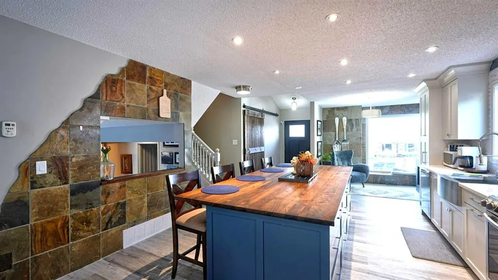 331 Woodbine Boulevard SW