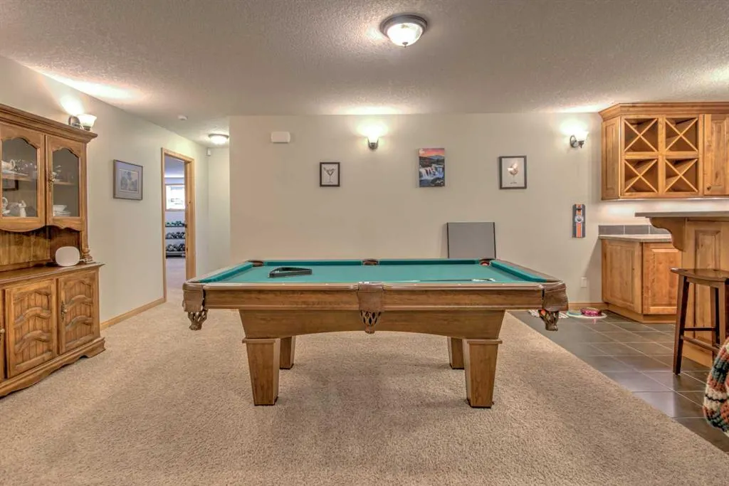 100 Canyoncrest Point W