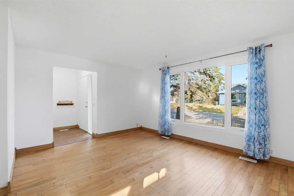 3 Glenport Road