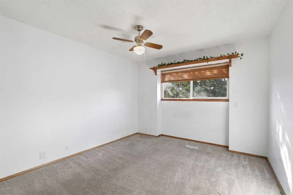 3 Glenport Road