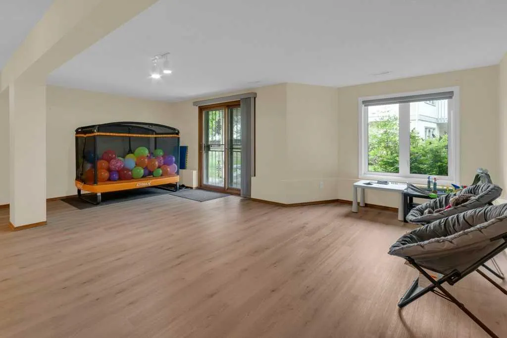 119 Edgepark Villas NW
