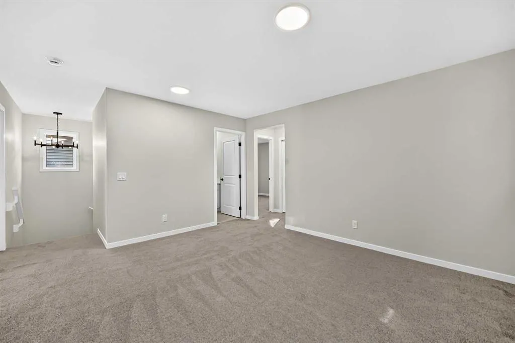 1508 3 Street SE