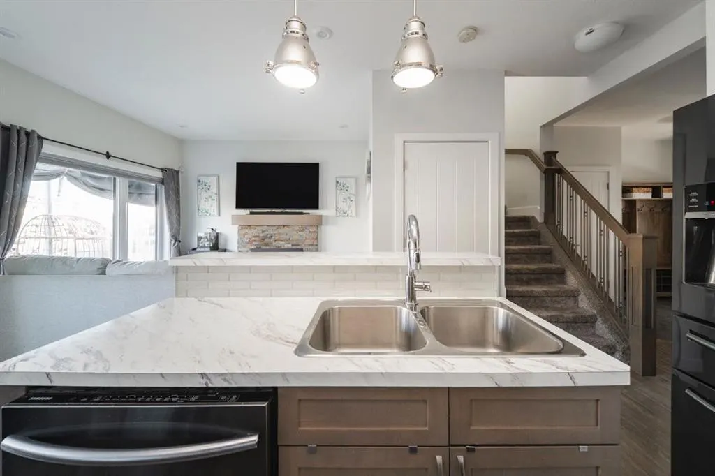 249 Siltstone Place