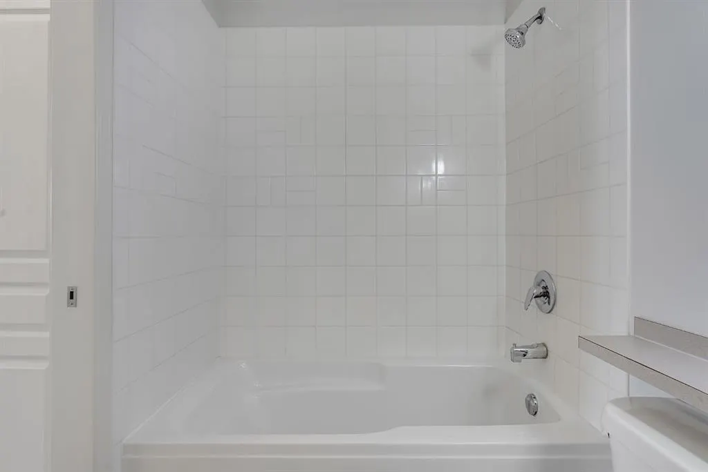 5115 Richard Road SW #410