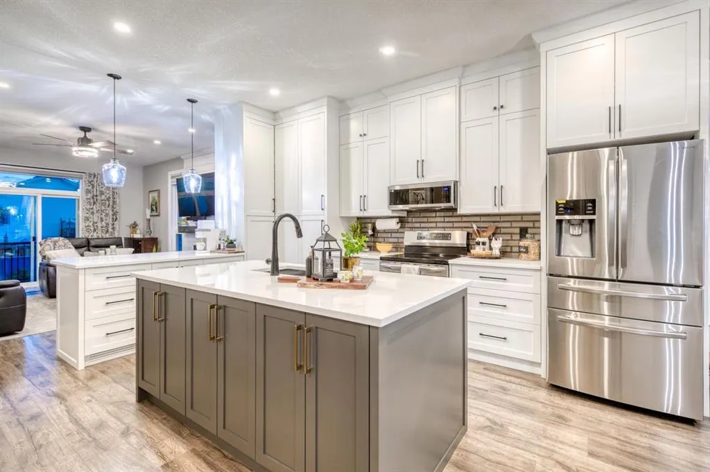 119 Stonegate Crescent NW