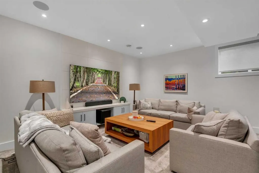 3207 Kinsale Road SW