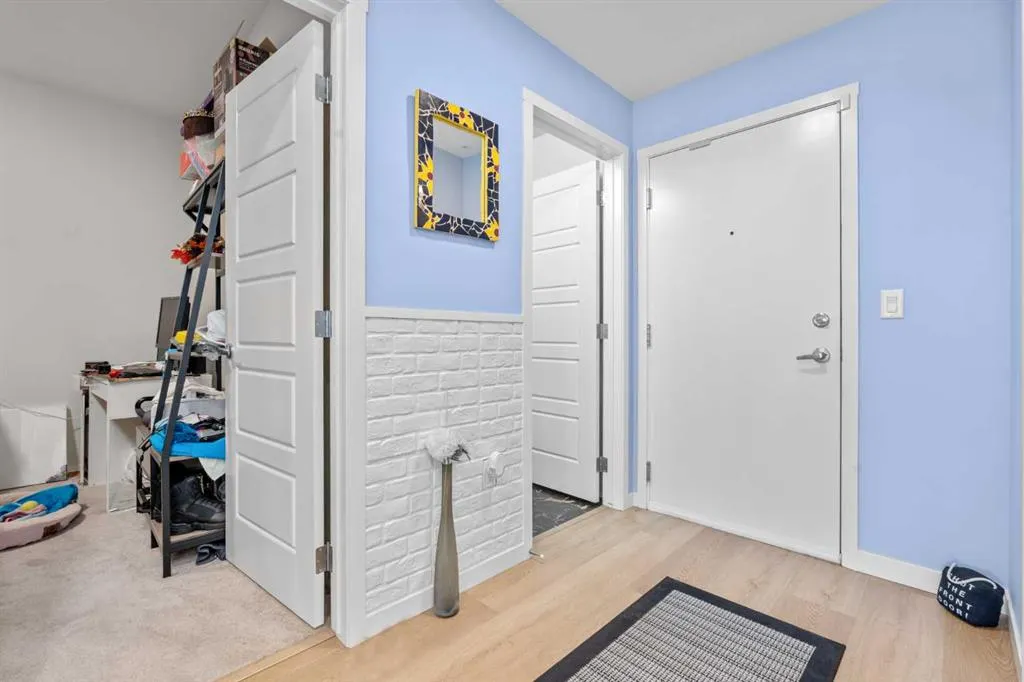 220 Seton Grove SE #2202