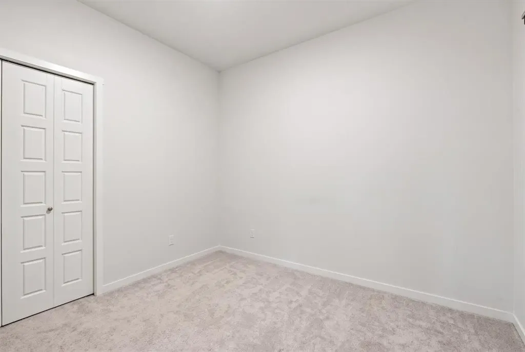 220 Seton Grove SE #2202
