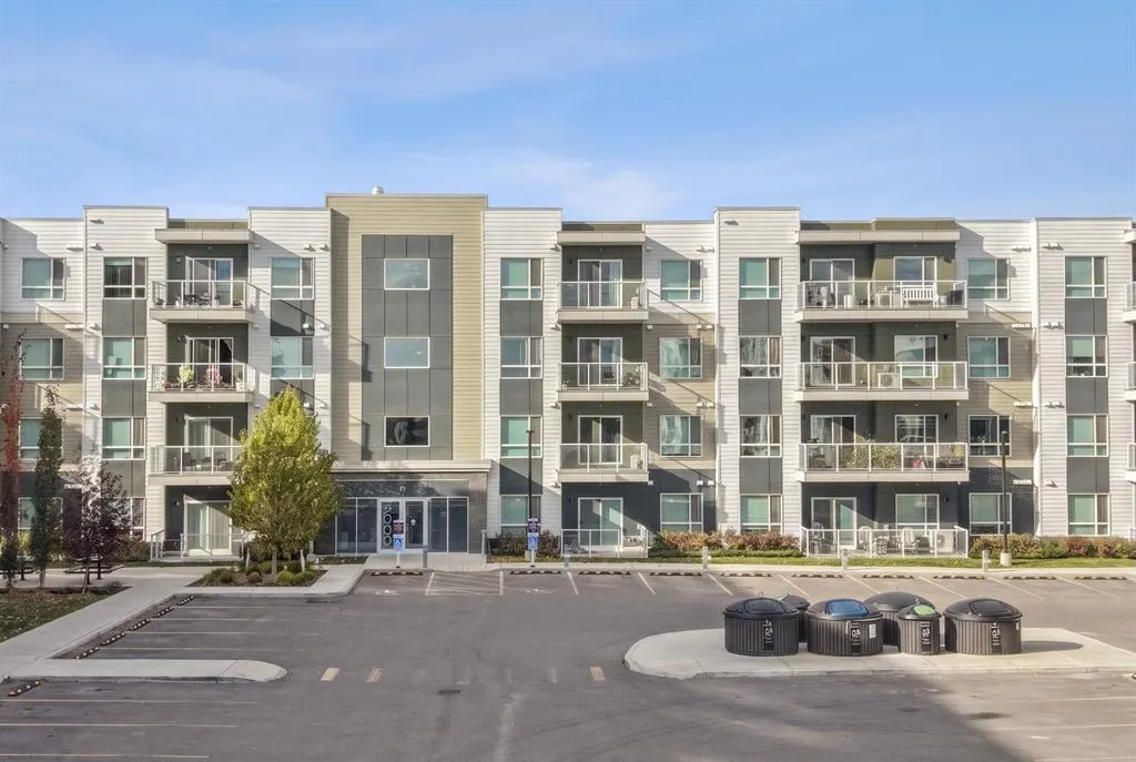 220 Seton Grove SE #2202