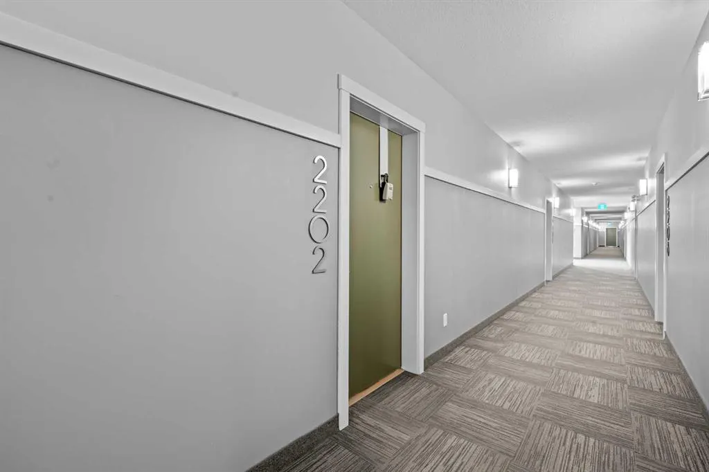 220 Seton Grove SE #2202