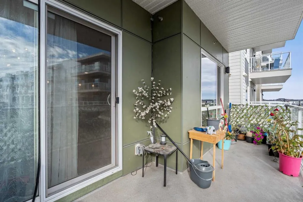 220 Seton Grove SE #2202