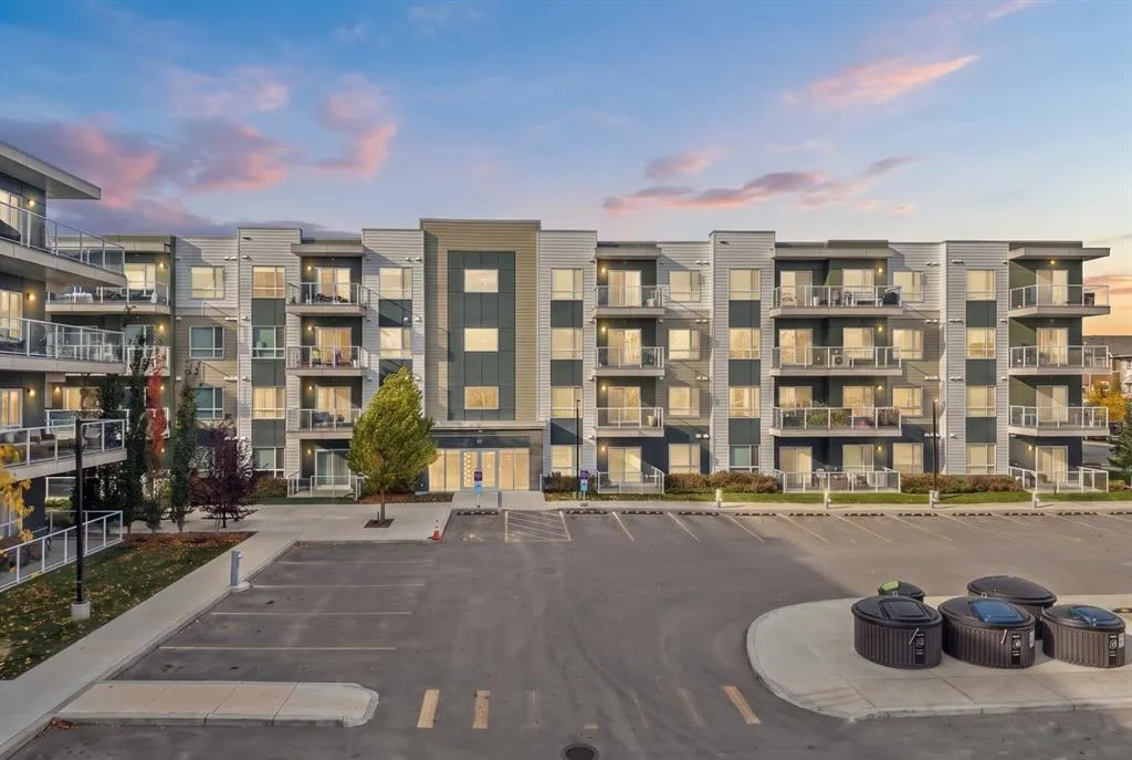 220 Seton Grove SE #2202