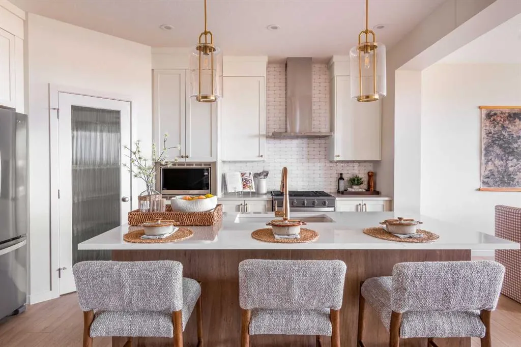 337 Rosemary Gardens SE