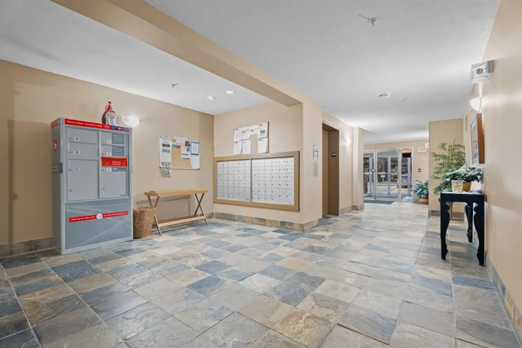 92 Crystal Shores Road #2113