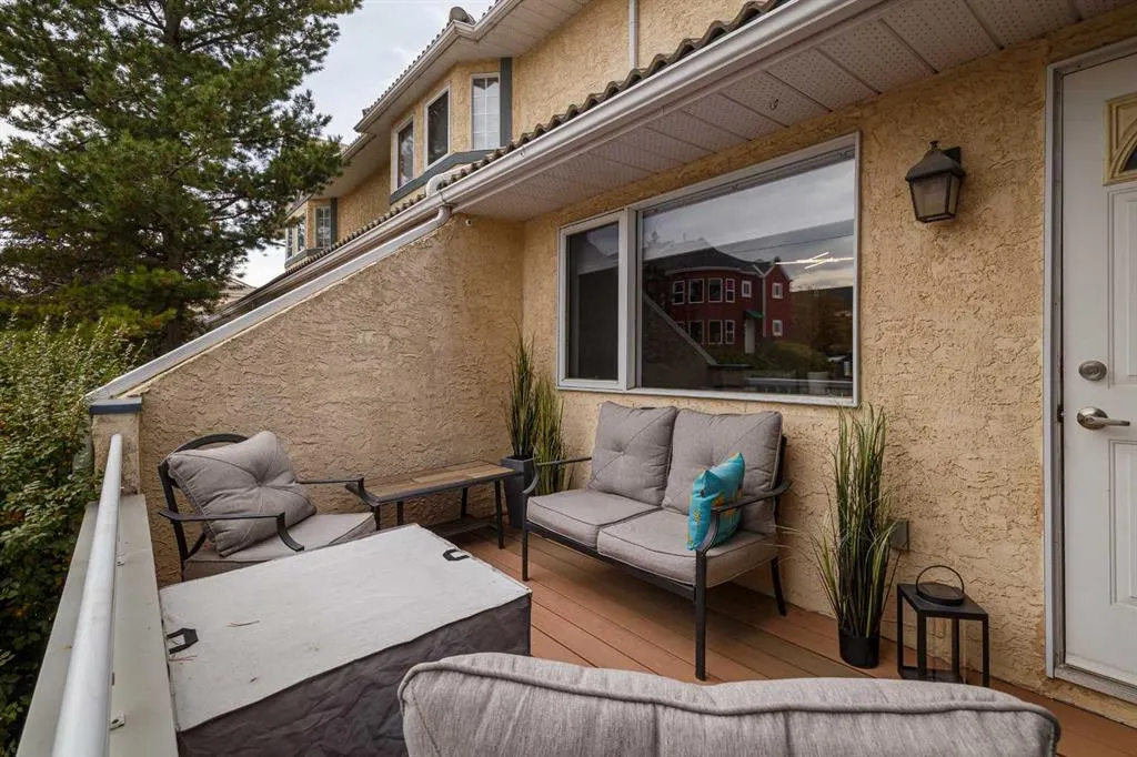7 Richelieu Court SW