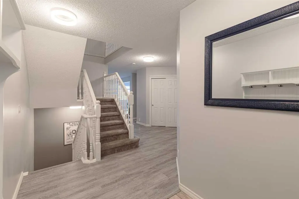 7 Richelieu Court SW