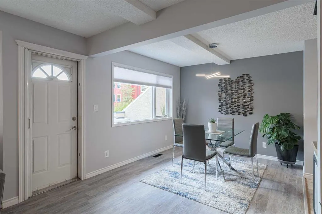 7 Richelieu Court SW