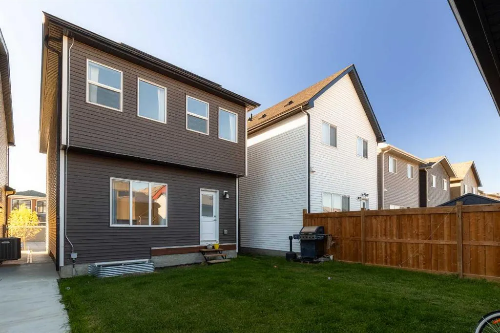 74 Mallard Heath SE