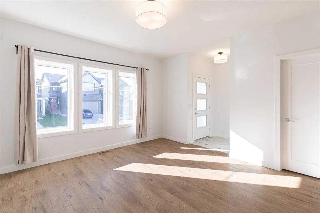 74 Mallard Heath SE