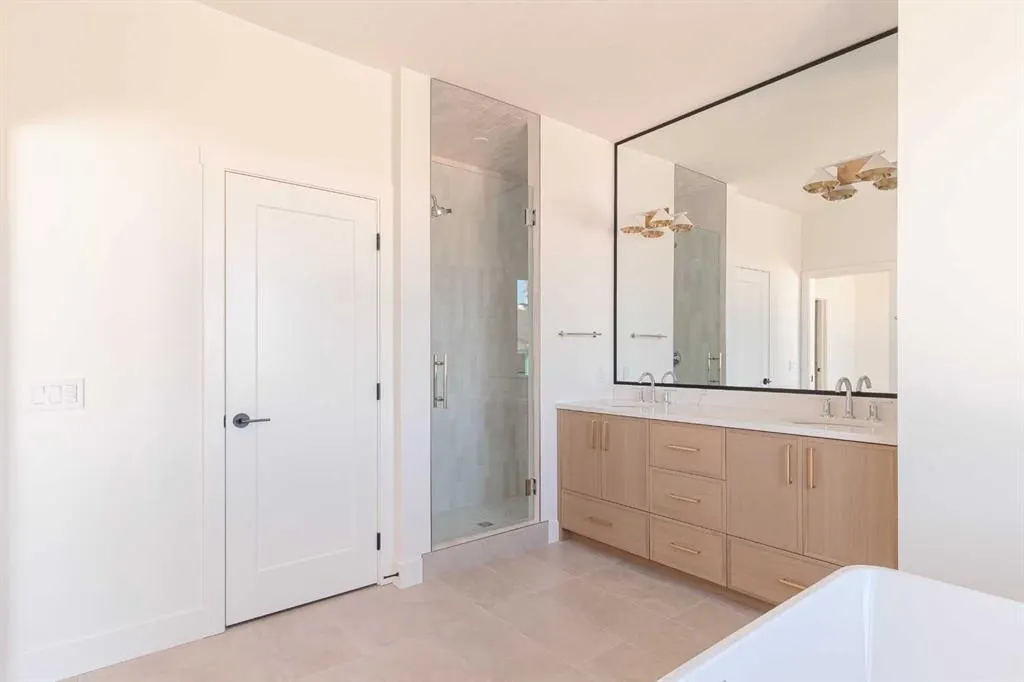 119 Greenwich Heath NW