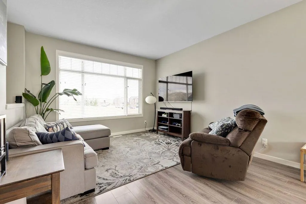 139 Copperstone Park SE