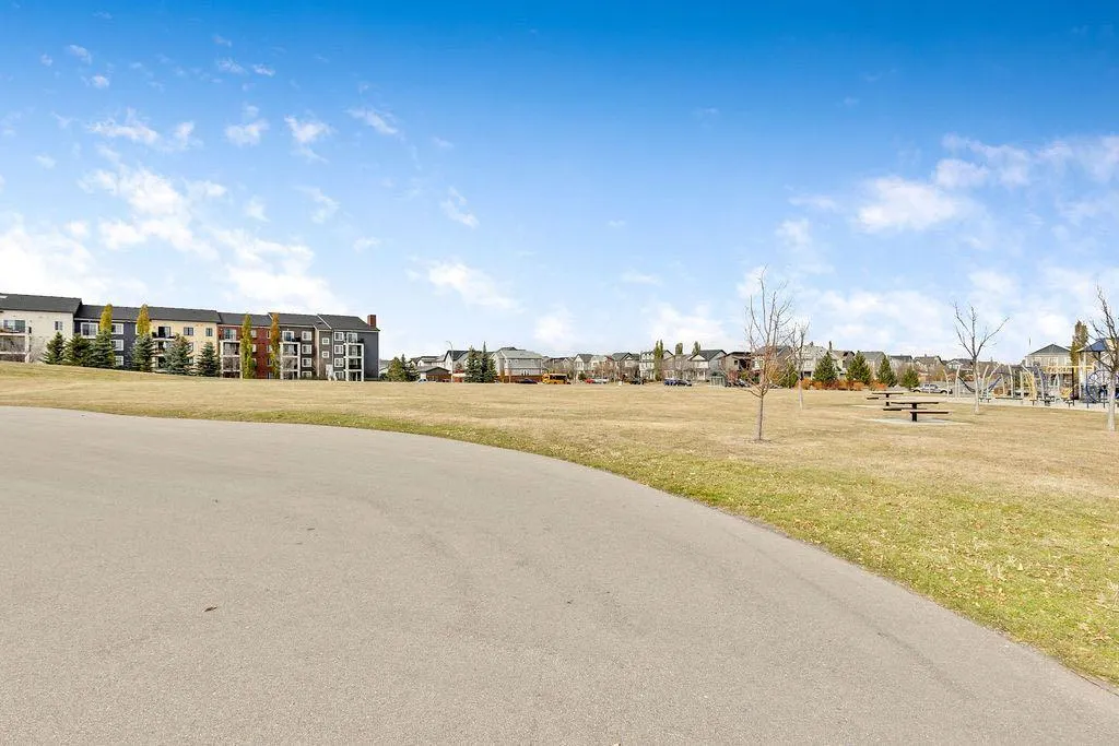 139 Copperstone Park SE
