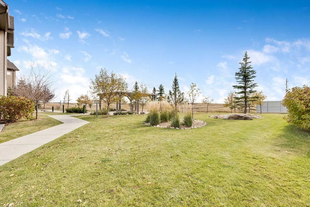 139 Copperstone Park SE