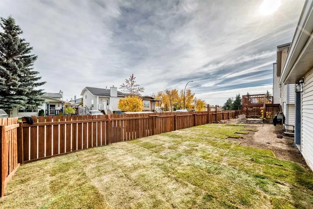 68 Erin Park Drive SE