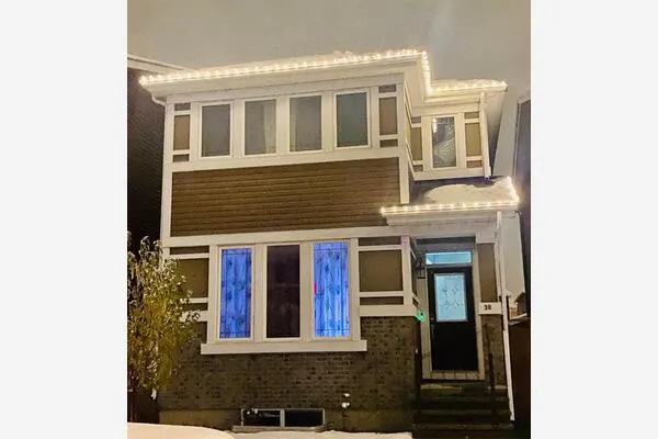 30 Red Embers Crescent NE