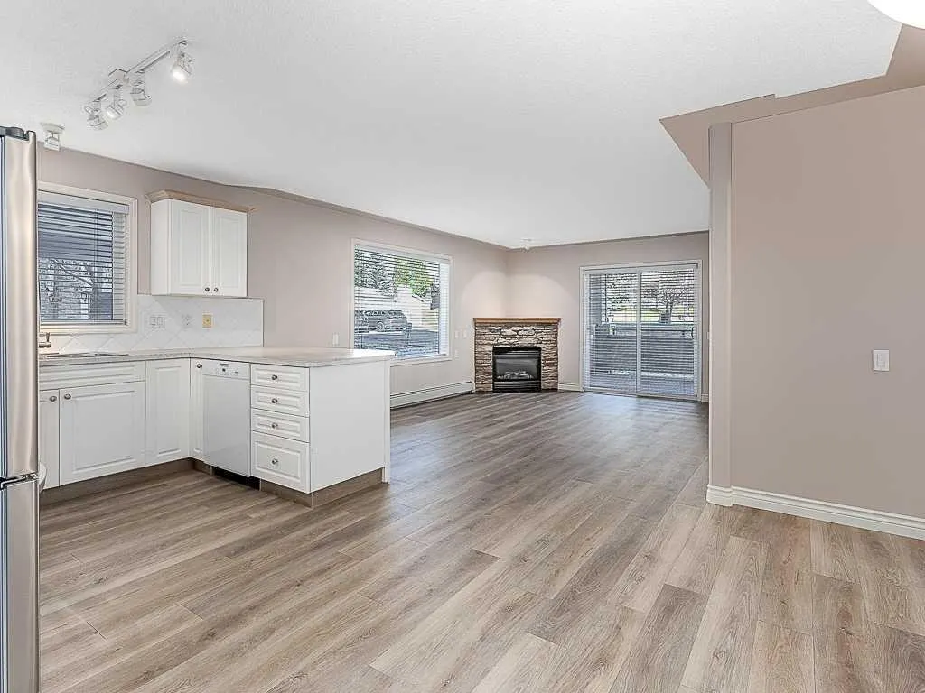 7451 Springbank Boulevard SW #2102