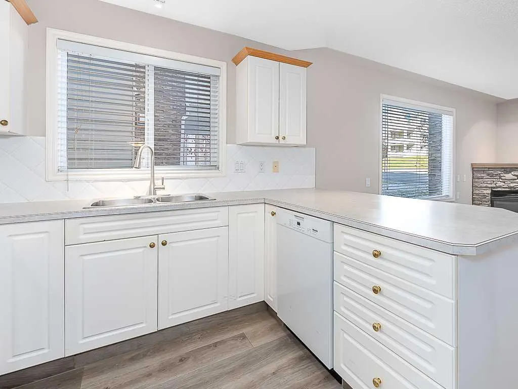 7451 Springbank Boulevard SW #2102
