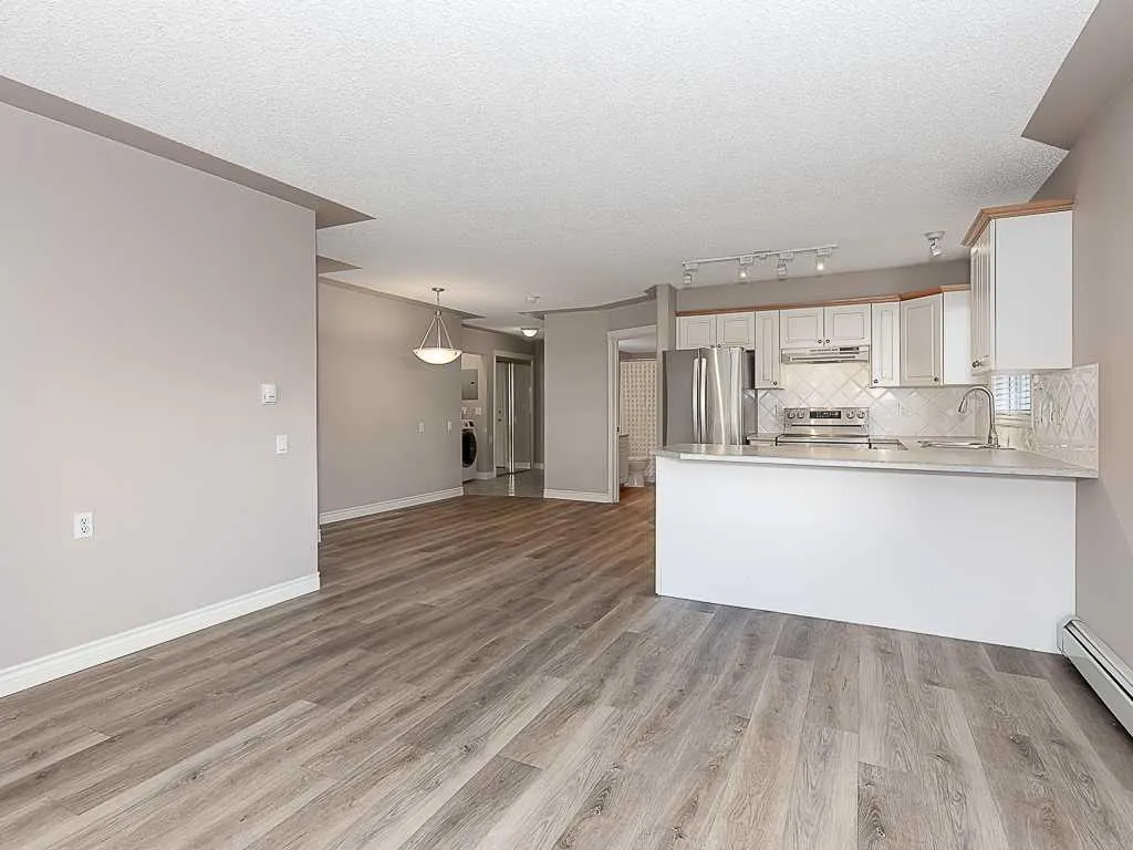7451 Springbank Boulevard SW #2102