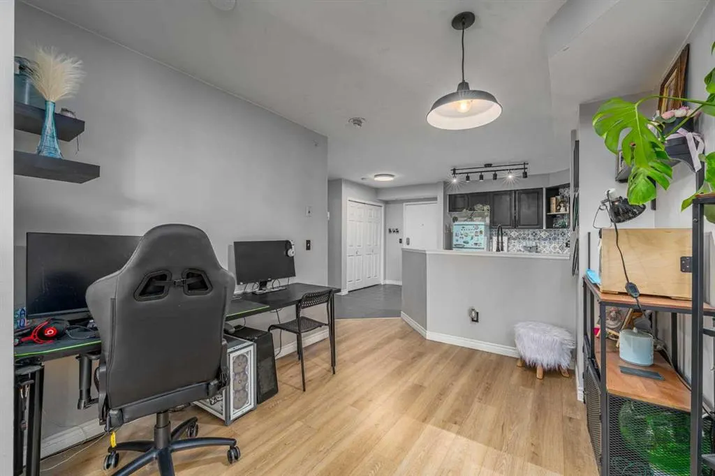 1121 6 Avenue SW #1004