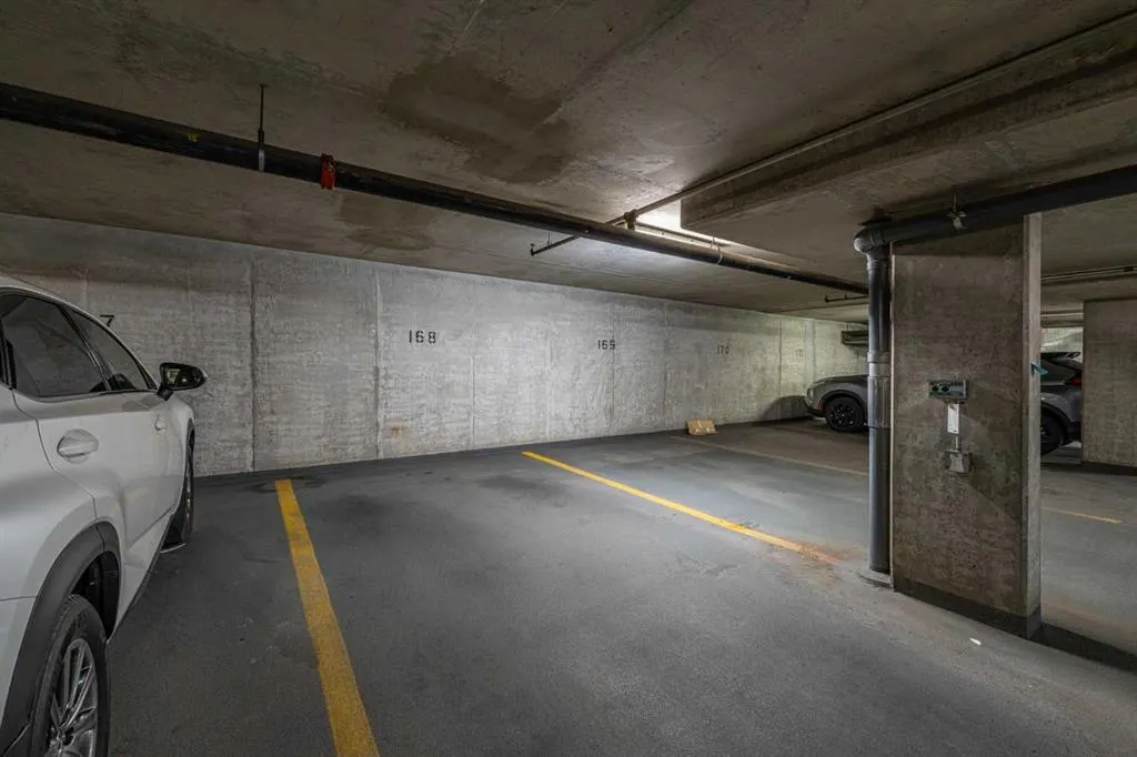 1121 6 Avenue SW #1004