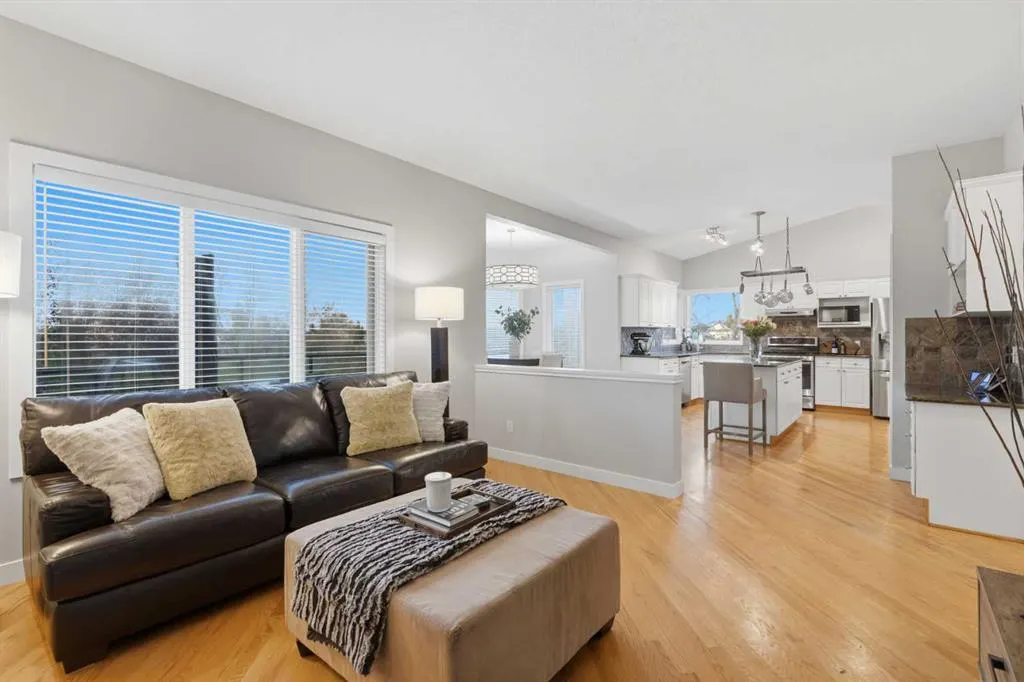 211 Douglasview Road SE